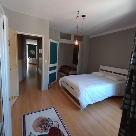 Tulle : Bel Appartement Lumineux En Centre Ville المظهر الخارجي الصورة